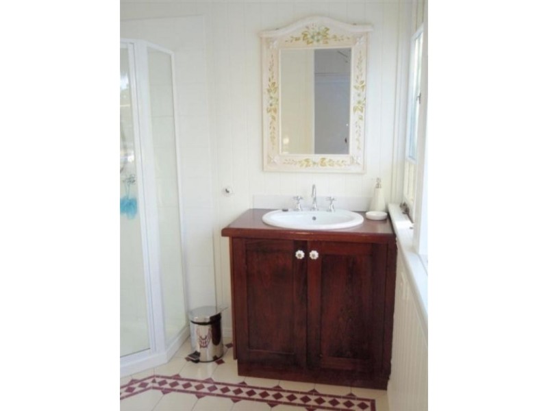 12 Thurston Street, Allenstown QLD 4700