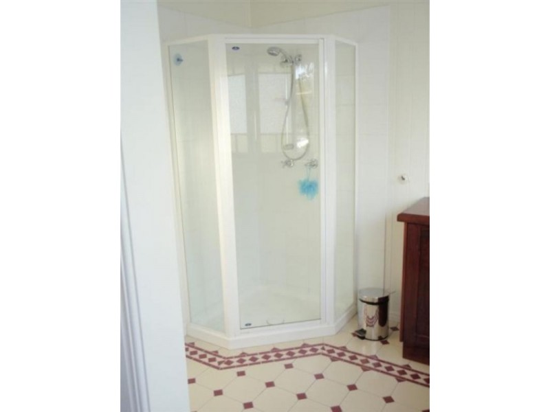 12 Thurston Street, Allenstown QLD 4700