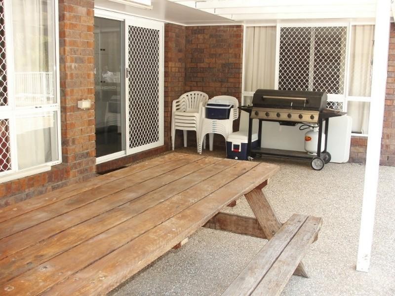 6 Constance Avenue, Rockyview QLD 4701