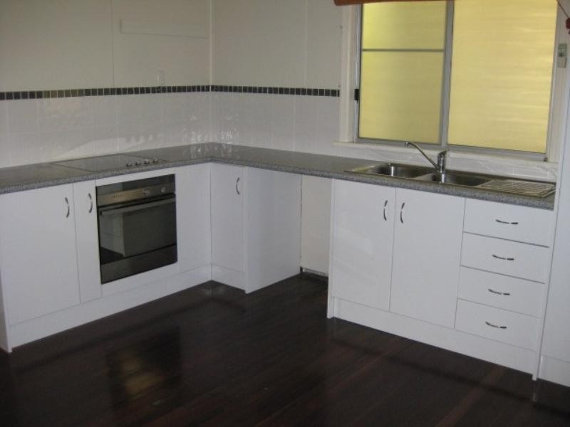 10 Foreman Street, West Rockhampton QLD 4700