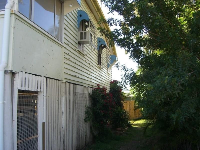 8 Jones Street, Wandal QLD 4700