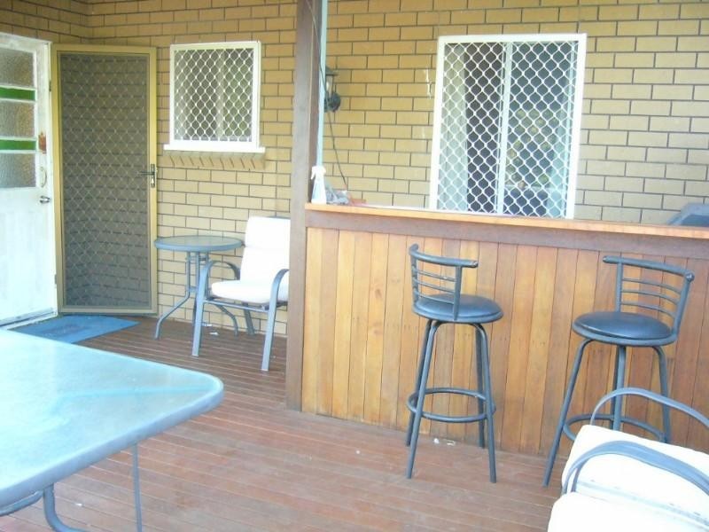 28 Lauga Street, Park Avenue QLD 4701