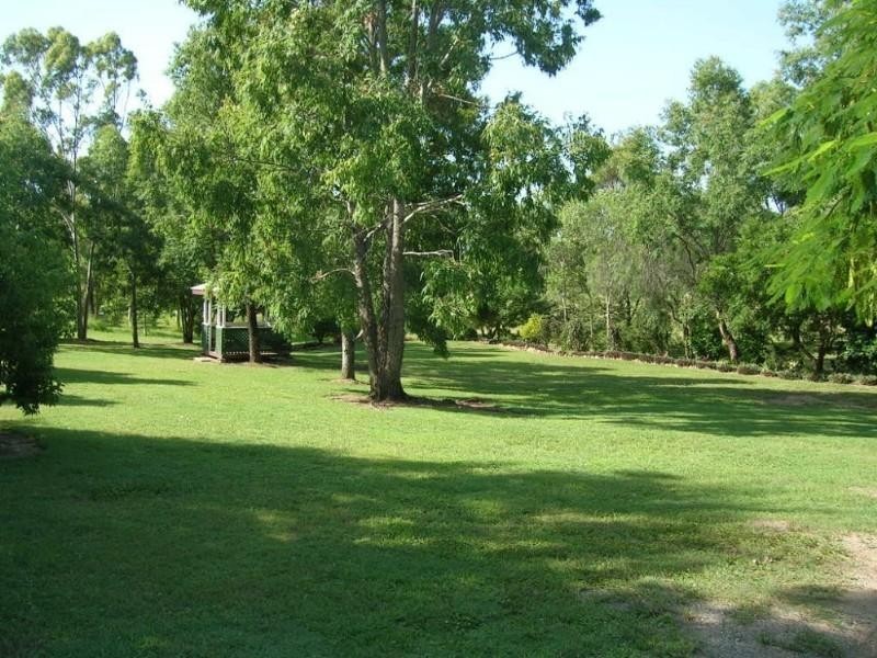 9 Green Avenue, Glenlee QLD 4711