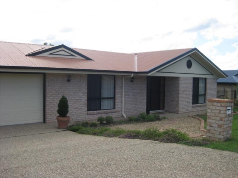 30 Connemara Drive, Kawana QLD 4701