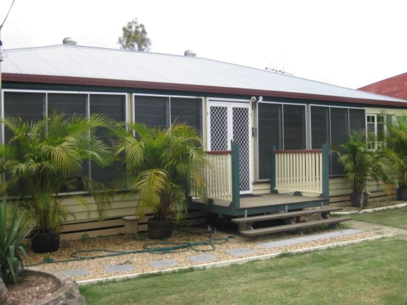 48 Haynes Avenue, Park Avenue QLD 4701