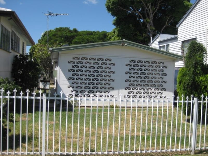 7 Arnold Street, Allenstown QLD 4700