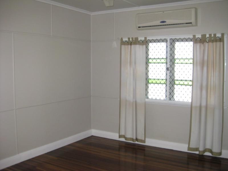 26 Herbert Street, Wandal QLD 4700