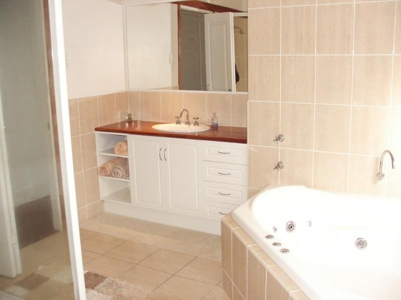 37 Corbery Street, The Range QLD 4700