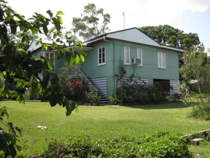 18 Separation Street, Allenstown QLD 4700