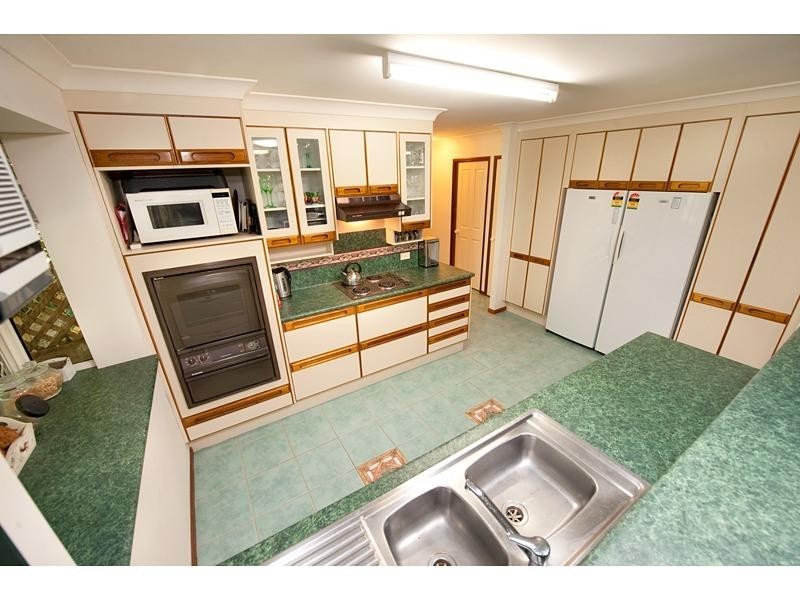 9 Lange Street, Frenchville QLD 4701