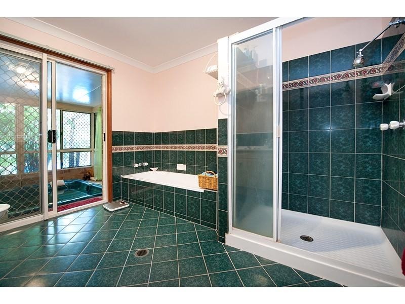 9 Lange Street, Frenchville QLD 4701