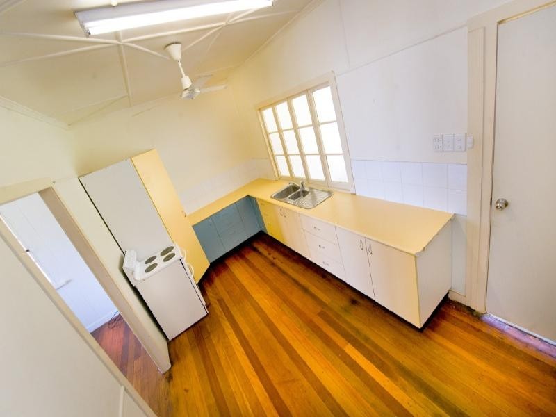 155 Edington Street, Berserker QLD 4701