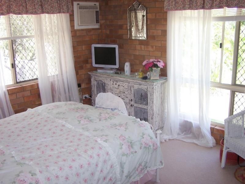6 Fryer Avenue, Frenchville QLD 4701