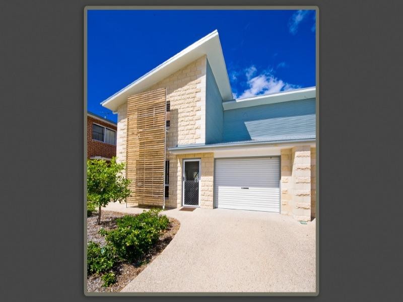 7/93 Pennycuick Street, Rockhampton QLD 4700