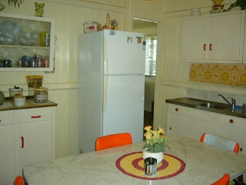 160 Peter Street, Berserker QLD 4701