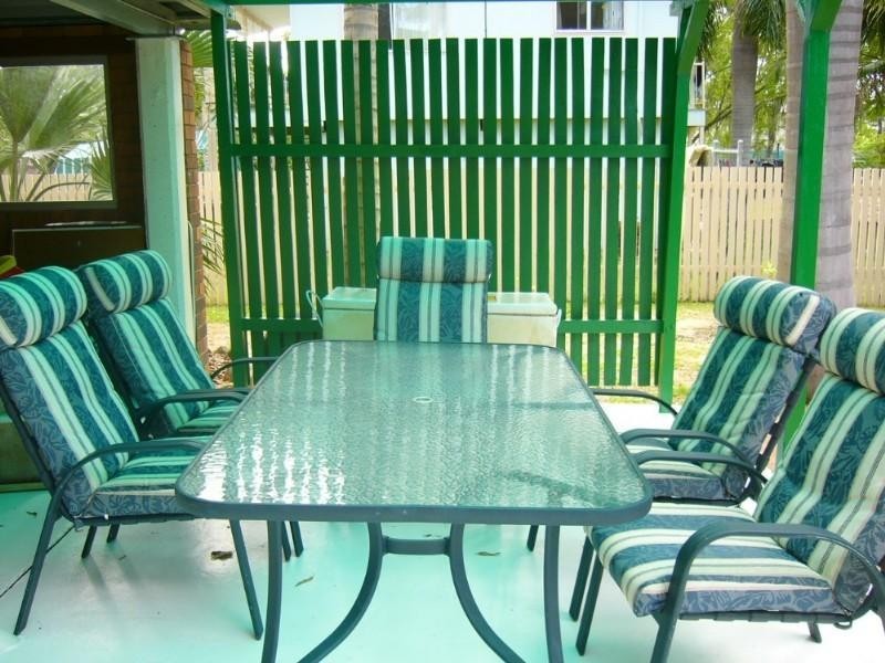 12 Parris Street, Park Avenue QLD 4701