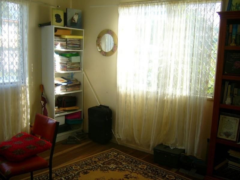3 Ball Court, Park Avenue QLD 4701