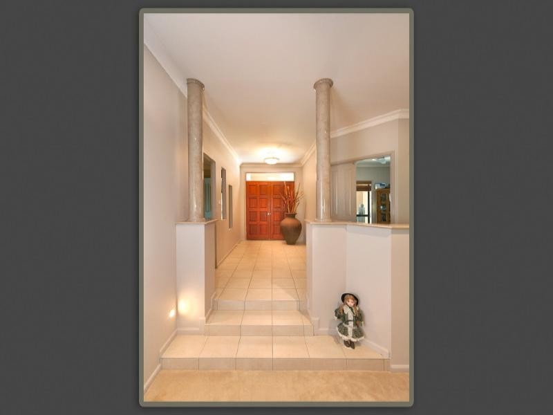 9 Treefern Terrace, Frenchville QLD 4701