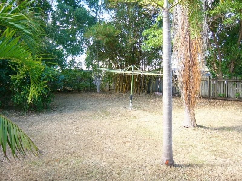 8 Harbourne Street, Koongal QLD 4701