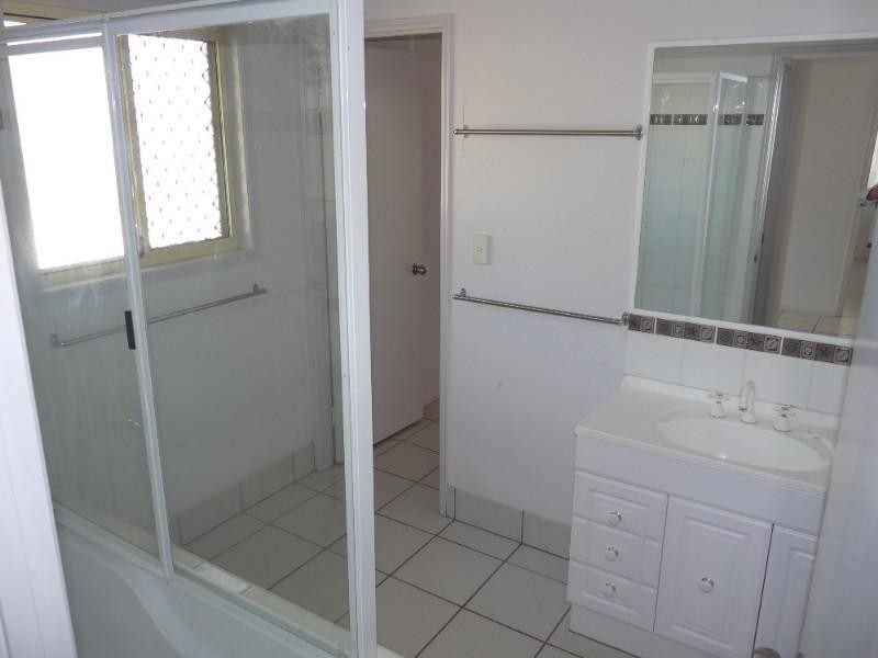 46A Tung Yeen Street, Park Avenue QLD 4701