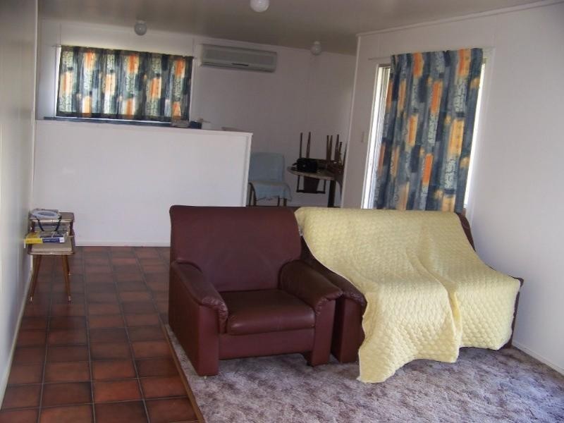 287 Pattemore Street, Kawana QLD 4701