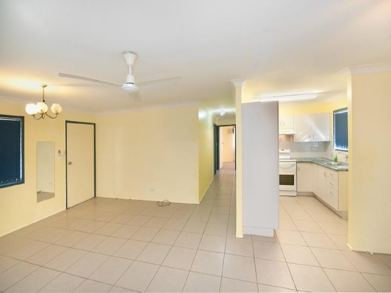 91 Buzacott Street, Park Avenue QLD 4701