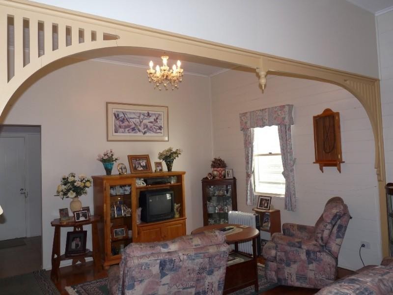 99 West Street, Allenstown QLD 4700