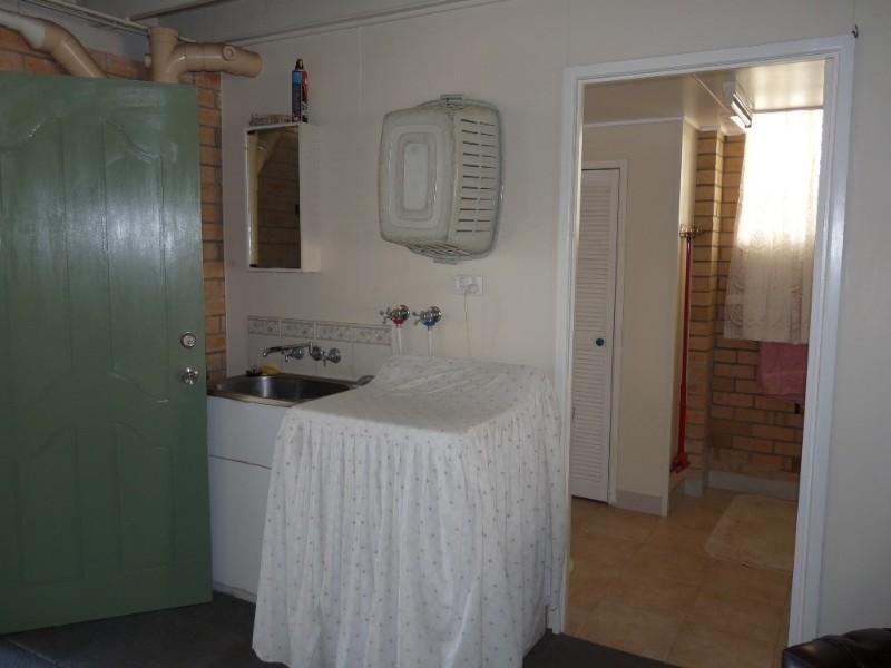 99 West Street, Allenstown QLD 4700