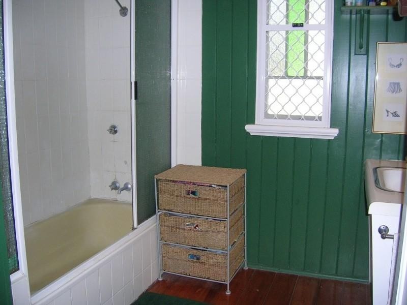 140 Nobbs Street, Berserker QLD 4701