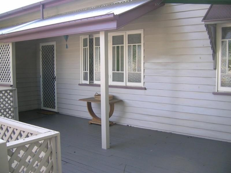 140 Nobbs Street, Berserker QLD 4701