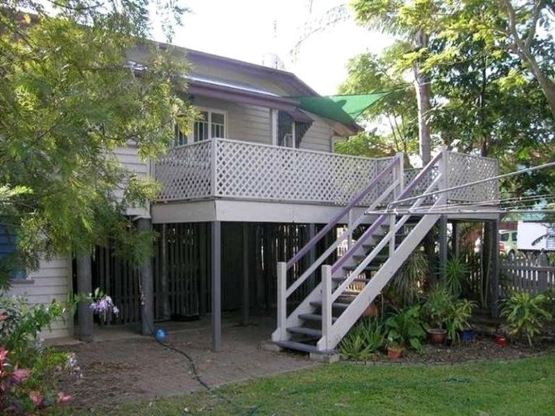 140 Nobbs Street, Berserker QLD 4701