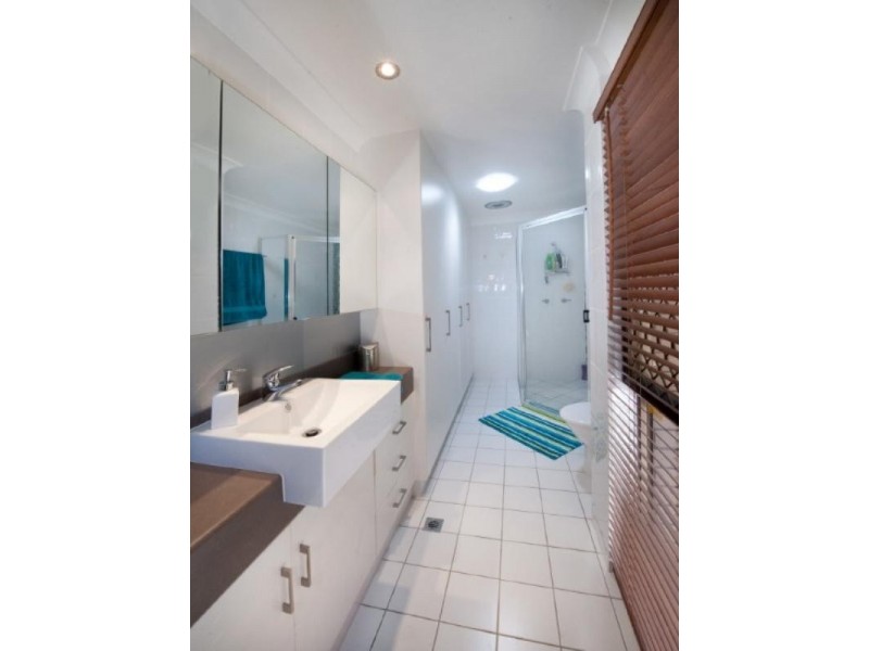 5 Berkelman Street, Frenchville QLD 4701