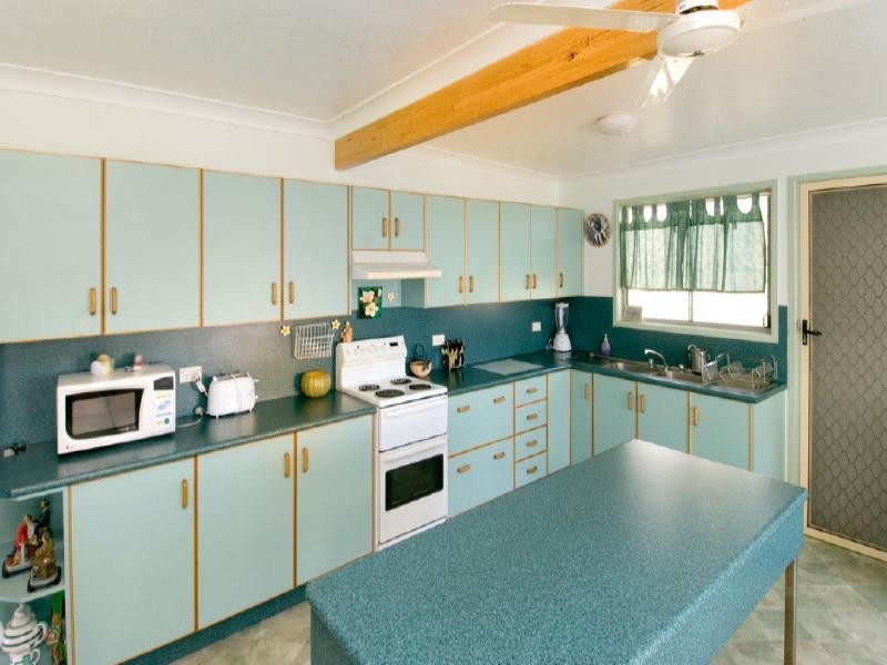 4 Doyle Street, Park Avenue QLD 4701