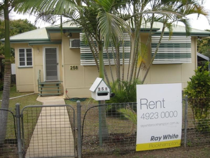 258 Hook Street, Berserker QLD 4701