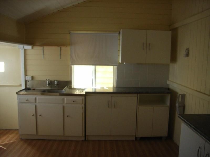 120 Murray Street, The Range QLD 4700