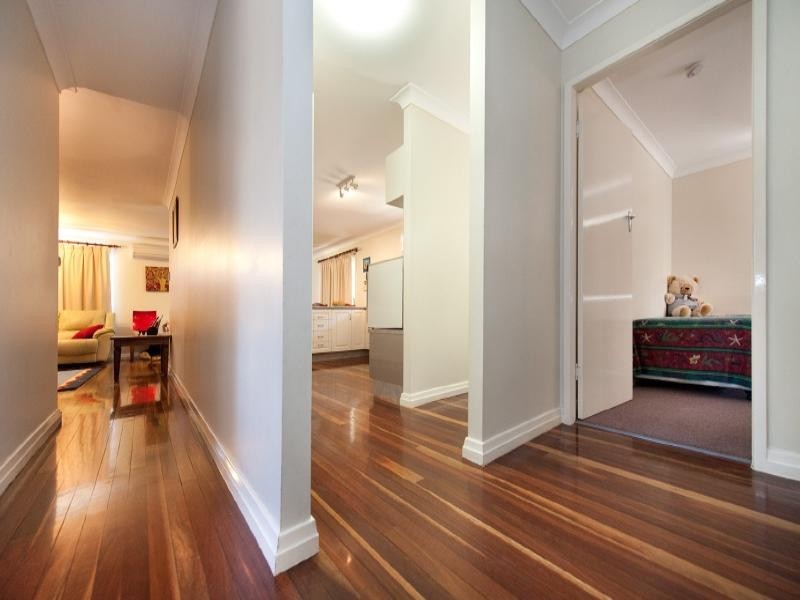 473 Crane Avenue, Kawana QLD 4701