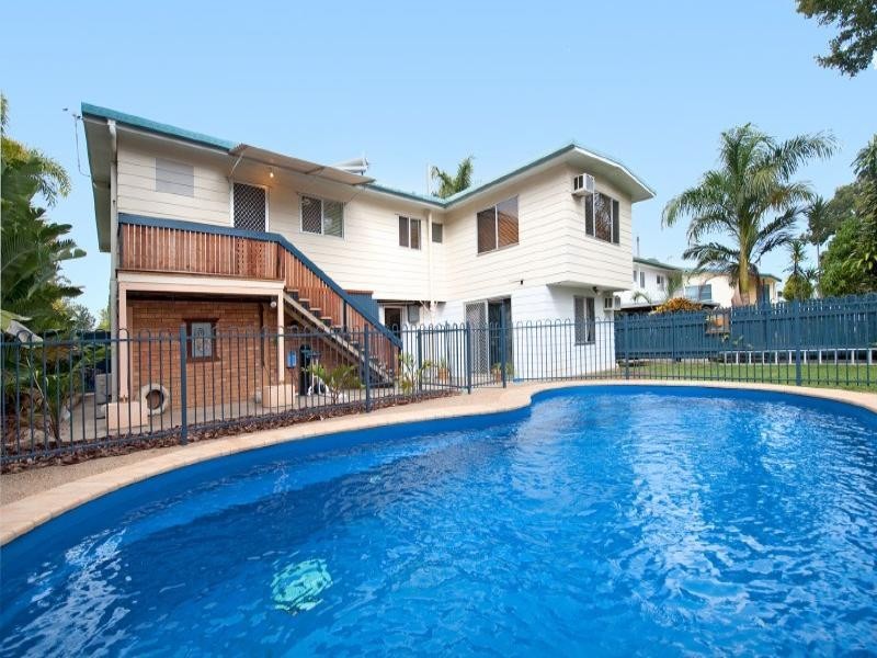 27 Harriette Street, Park Avenue QLD 4701