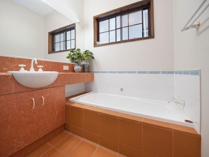 101 Neilsen Avenue, Glenlee QLD 4711