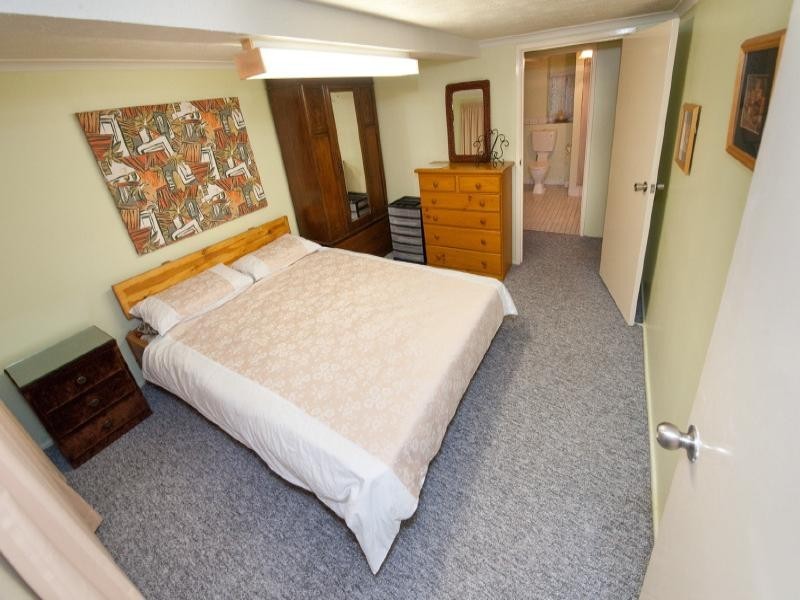 23 Thackeray Street, Park Avenue QLD 4701