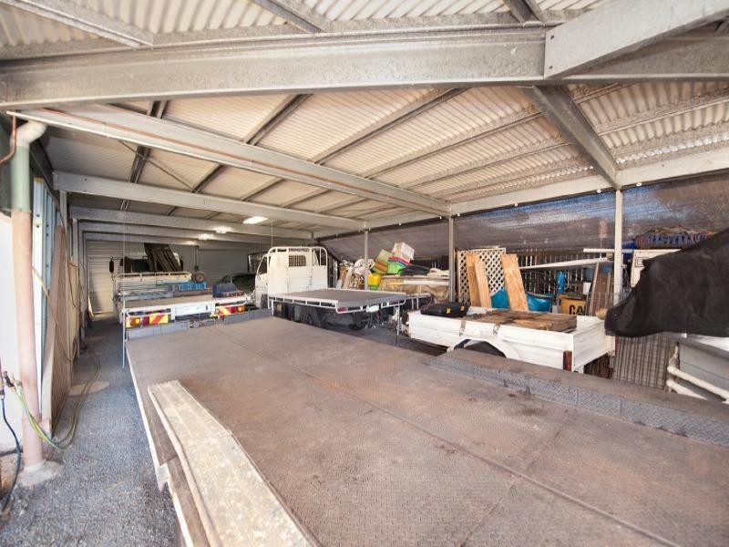 23 Thackeray Street, Park Avenue QLD 4701