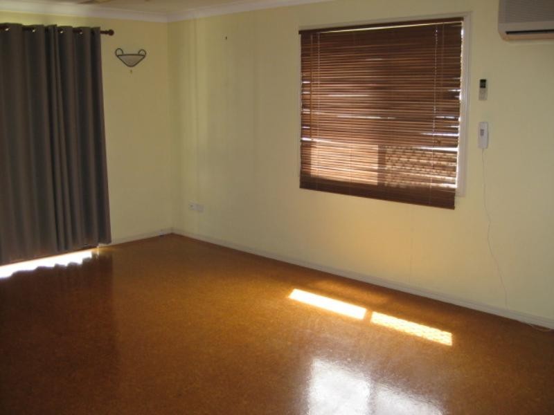 248 Farm Street, Kawana QLD 4701