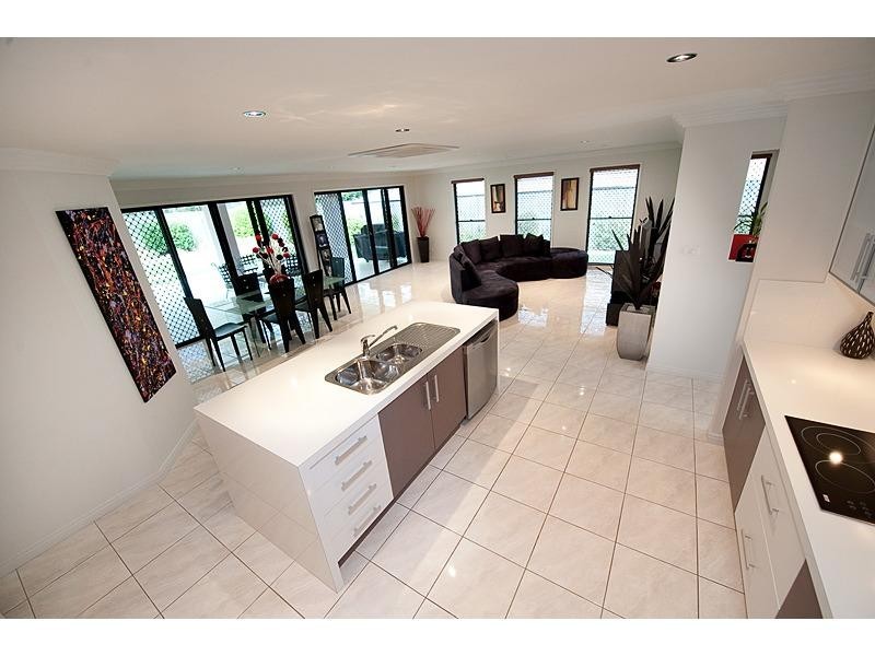 4 Candlebark Court, Frenchville QLD 4701