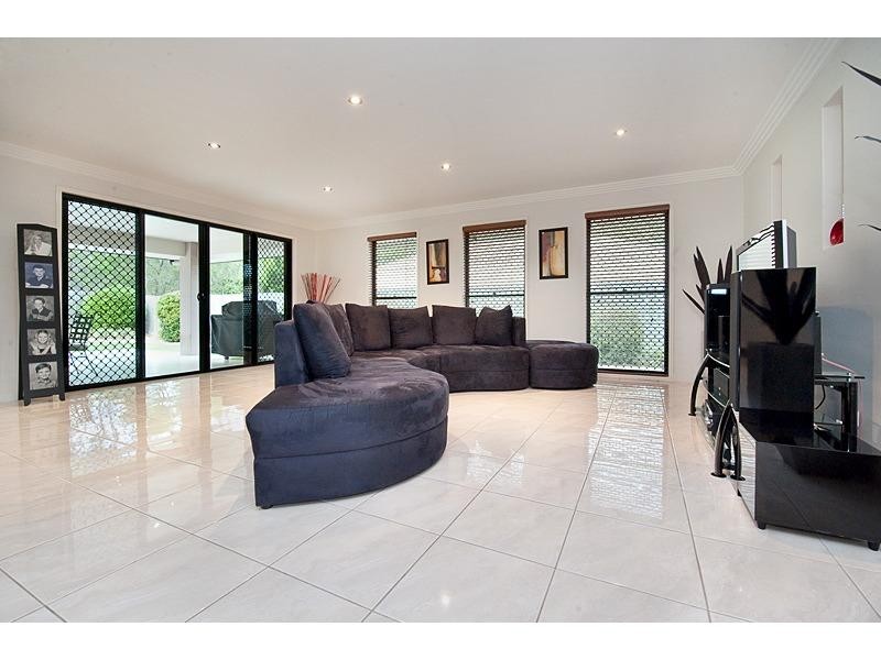 4 Candlebark Court, Frenchville QLD 4701