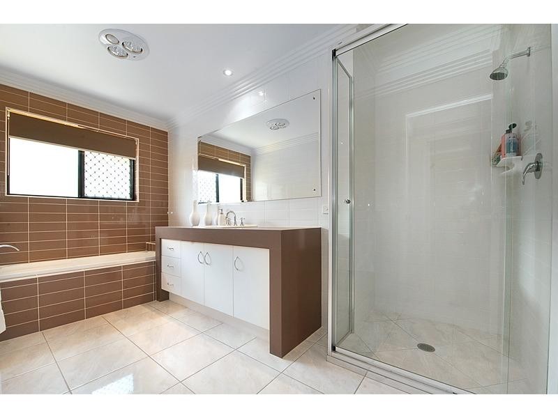 4 Candlebark Court, Frenchville QLD 4701