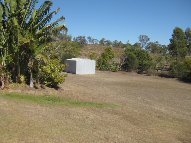 8 Mark Acton Close, Rockyview QLD 4701