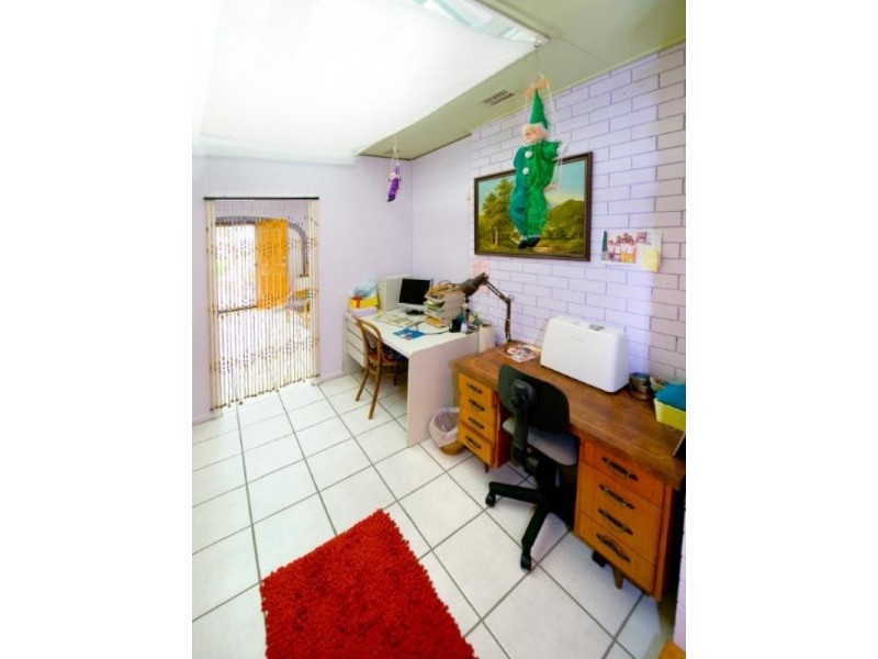 270 Farm Street, Kawana QLD 4701