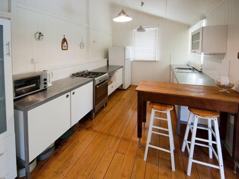 25 Woodville Street, Wandal QLD 4700