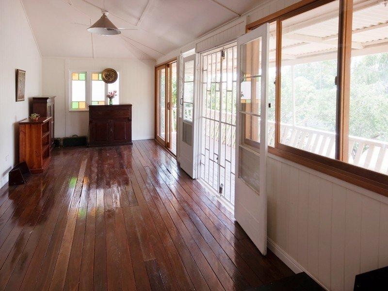 25 Woodville Street, Wandal QLD 4700