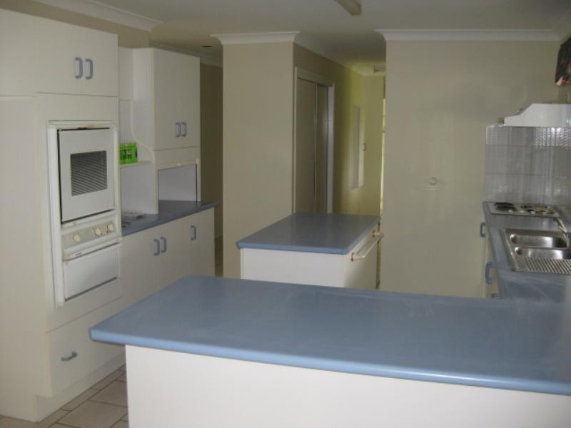 7 Klerkx Drive, Glenlee QLD 4711