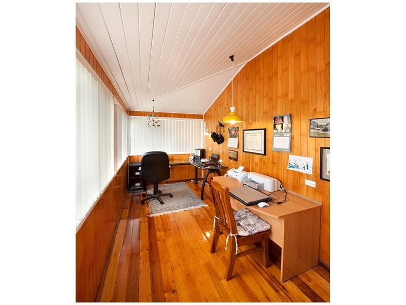 52 Cambridge Street, The Range QLD 4700